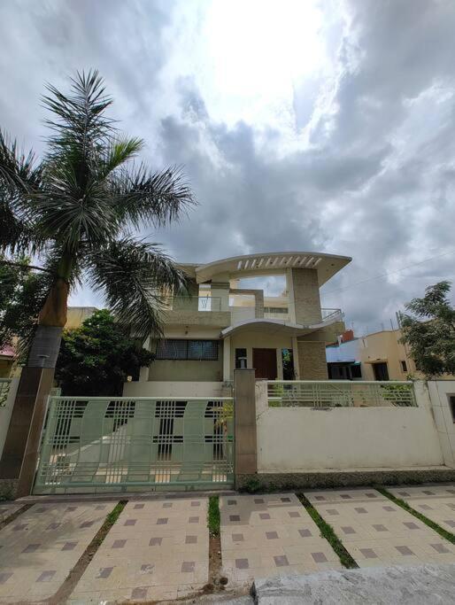 Private & Elegant 3Bhk Villa, Hillside Hideaway, 10 Mins From Mh Bus Stand Aurangabad  Zewnętrze zdjęcie